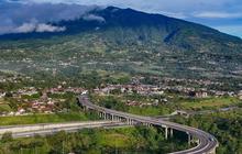 FOTO: Panorama Mempesona Tol Bocimi, Urat Nadi Baru Penghubung Jawa Barat Selatan