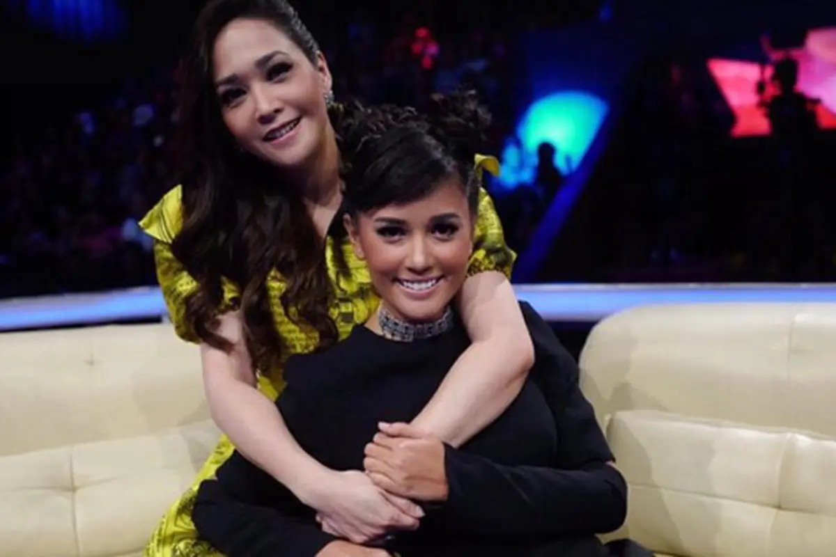 Titi Rajo Bintang dan Maia Estianty