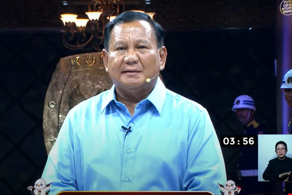 Prabowo Subianto saat debat capres perdana di kantor Komisi Pemilihan Umum (KPU), Selasa (12/12/2023).