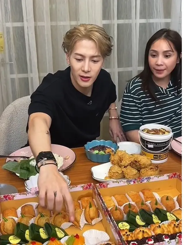 6 Potret Jackson Wang Naik BB 4 Kg di Jakarta, Kuliner Indonesia Bikin Nagih