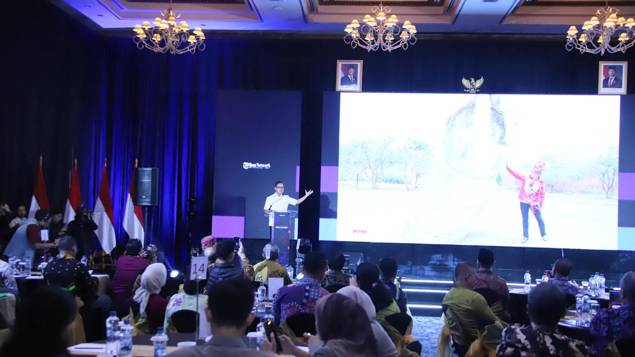 Wamendagri Bima Arya: Potensi Lokal Harus Menjadi Identitas Daerah, Bukan Hanya Sekadar Pencitraan