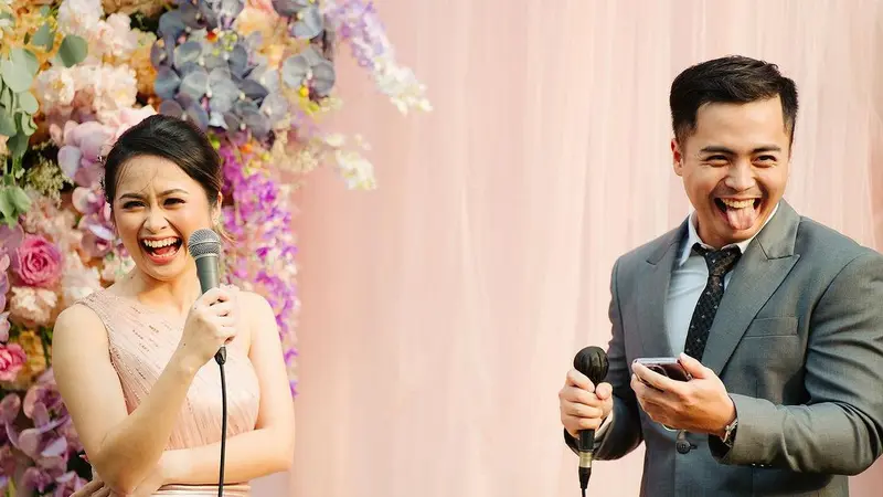 Gritte Agatha Tunangan Setelah Pacaran Lebih dari 1 Dekade: Puji Tuhan  Jagain Jodoh Sendiri - ShowBiz Liputan6.com
