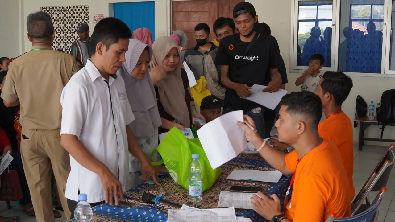 Rajawali Nusindo menyalurkan bantuan pangan pemerintah untuk penangangan stunting untuk wilayah Jawa Timur dan Nusa Tenggara Timur. (Dok Rajawali Nusindo)