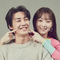 Kim Yopung Kwang dan Lee Sung Kyung. (Foto: Dinsey+ Hotstar)