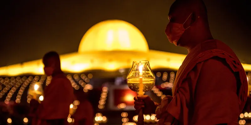 Peringatan Hari Makha Bucha saat pandemi COVID-19 di Thailand