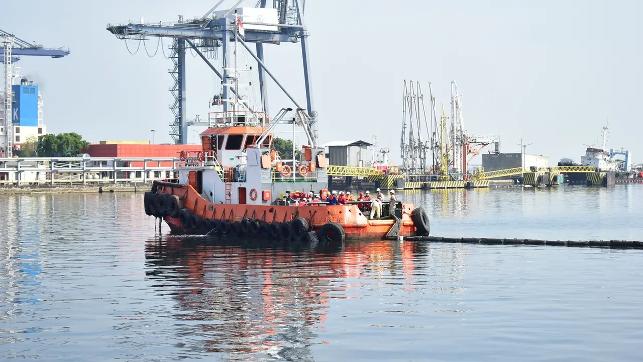Kantor Kesyahbandaran dan Otoritas Pelabuhan (KSOP) Utama Tanjung Priok.