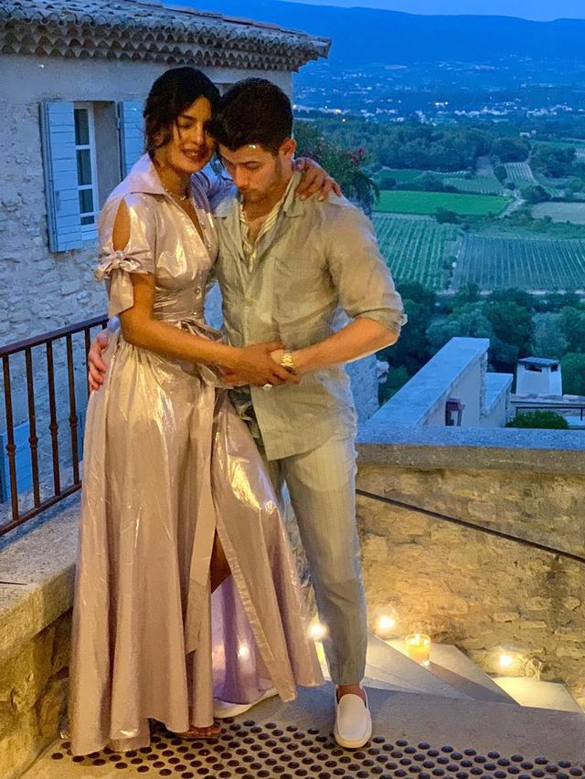 Priyanka Chopra dan Nick Jonas