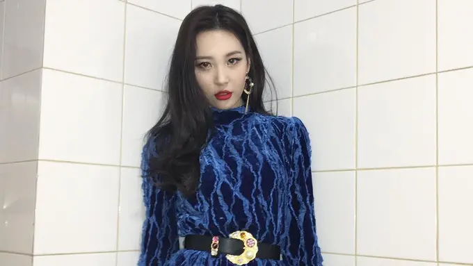 [Bintang] Dituding Plagiat, Ini Kata Sunmi tentang Lagu Heroine