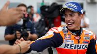 Pebalap Repsol Honda, Marc Marquez, mengusulkan penggunaan pria lolipop di MotoGP seperti yang diterapkan pada F1. (AP/Petr David Josek)