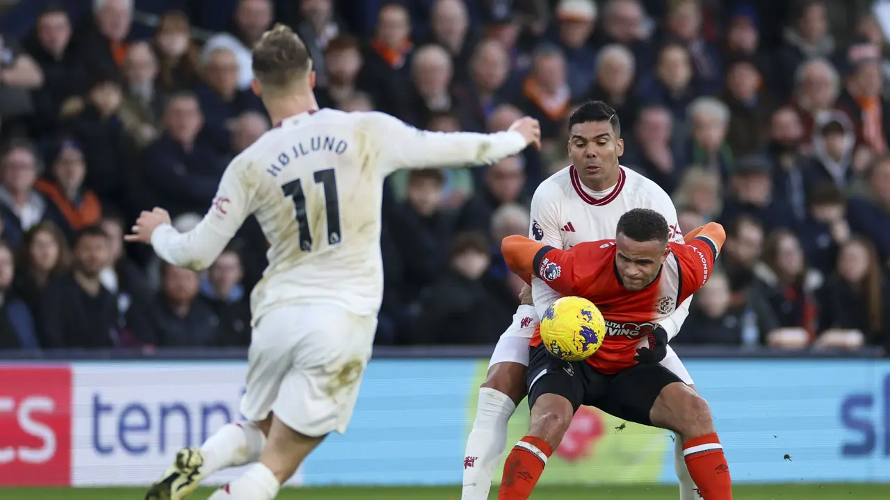 Luton Town vs Manchester United