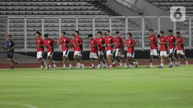 Latihan Timnas Indonesia di Stadion Madya GBK