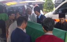 Pemakaman Fanny Habibie dilakukan secara militer