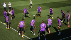 Real Madrid menempati puncak klasemen dengan poin sempurna yaitu sembilan dari tiga kali kemenangan pada La Liga Spanyol 2016-2017. (EPA/Emilio Naranjo)