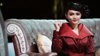 7 Gaya Kocak Rina Nose Tirukan Seleb Lain, Ada Jennie Blackpink