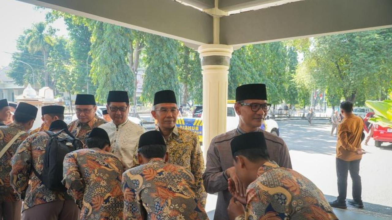 Wali Kota Mataram Lepas 85 Kafilah MTQ Mataram ke Tingkat Provinsi, Tekankan Diplomasi Sosial