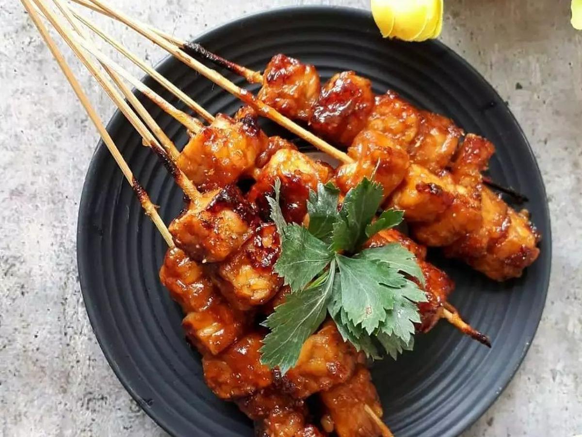 5. Sate Tempe