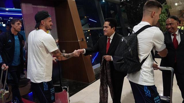 Ketum PSSI Erick Thohir Sambut Langsung Kedatangan Argentina