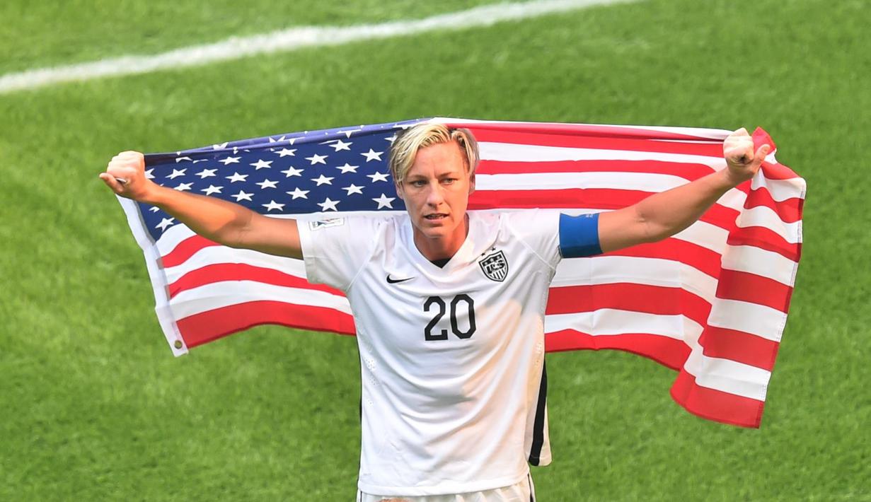 Abby Wambach adalah legenda AS. Wambach adalah pemegang rekor gol internasional terbanyak dengan 184 gol dan meraih gelar juara Piala Dunia bersama Timnas AS. (AFP/Nicholas Kamm)