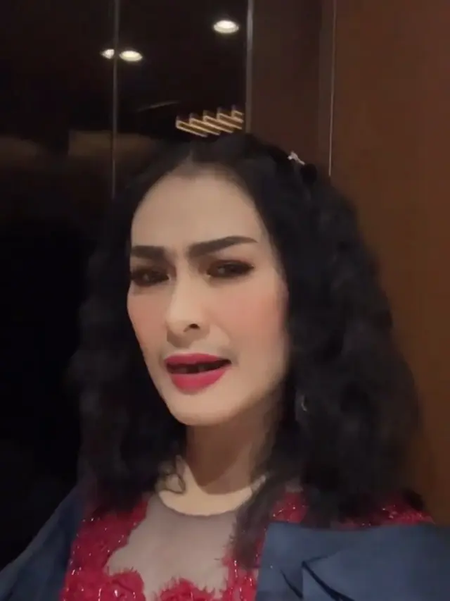 Iis Dahlia Soroti Masalah Banjir (Foto: Screenshot Instagram Stories @isdadahlia)
