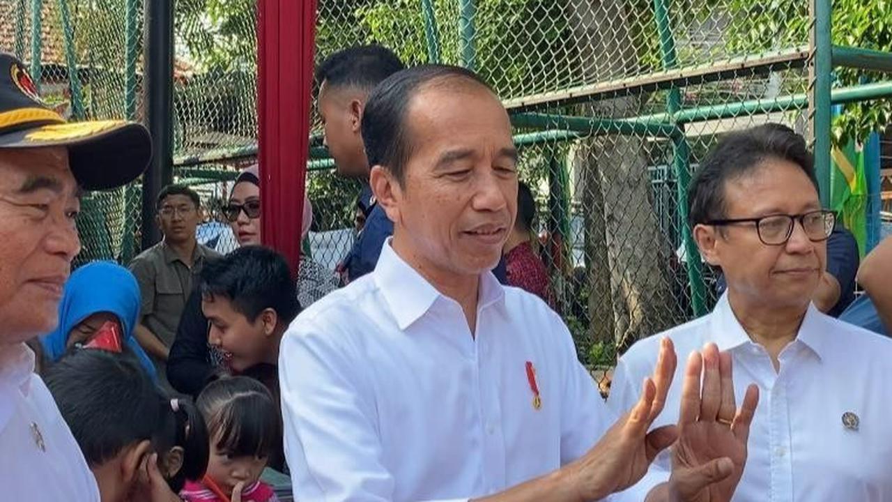 "Sudah banyak terjadi karena judi harta benda habis terjual, karena judi suami istri bercerai," ujar Jokowi.