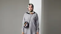Cara Mix and Match Setelan Monokrom Biar Tidak Terlihat Flat dan Membosankan