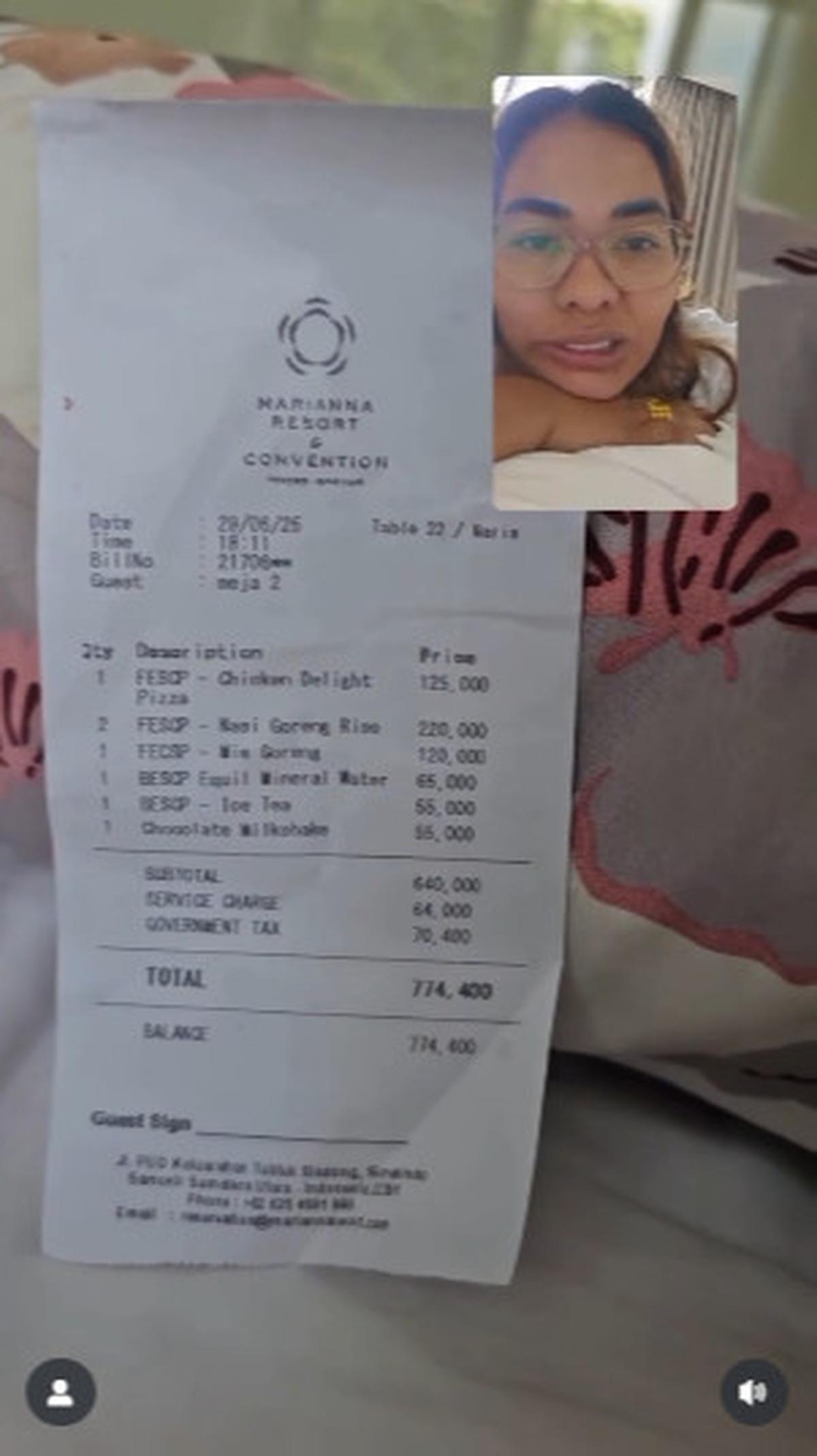 Viral Emak-Emak Curhat Makan Nasi Goreng Rp220.000 Es Teh Rp55.000, Netizen Malah Pro Kontra