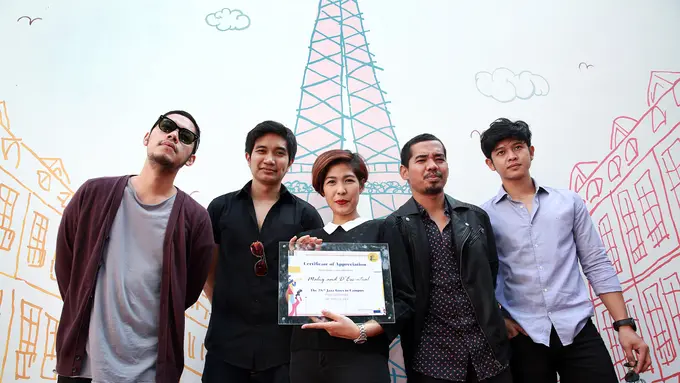 Maliq and D'Essentials