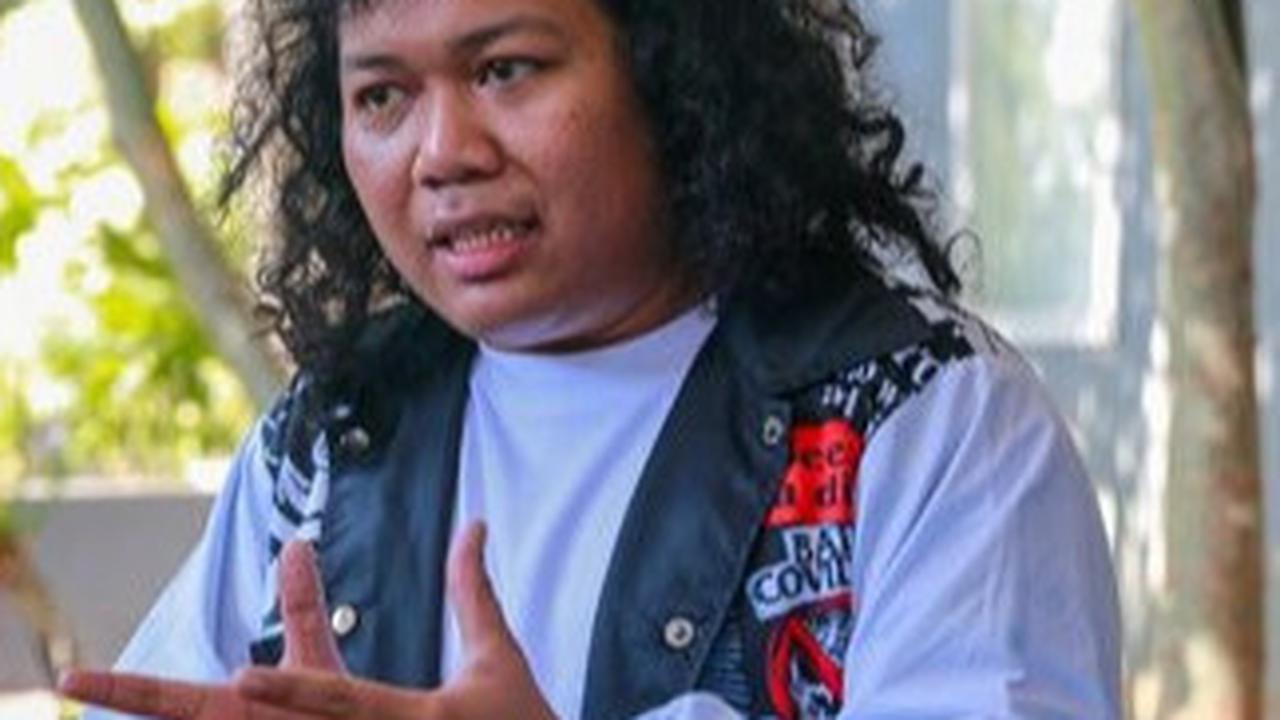 Banyak yang Menentang Maju Pilkada, 8 Potret Marshel Widianto Asik Blusukan - Disambut Ramah Oleh Warga