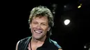 Tanggal 11 September 2015 nanti Jon Bon Jovi akan mengajak penonton untuk bersorak dan ikut bernyanyi di Gelora Bung Karno, Senayan, Jakarta Pusat. (Bintang/EPA)