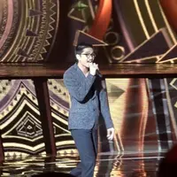 Rabu, (11/01/2017) Sheila on 7 dan Slank bertukar lagu di HUT Indosiar yang ke-22. 