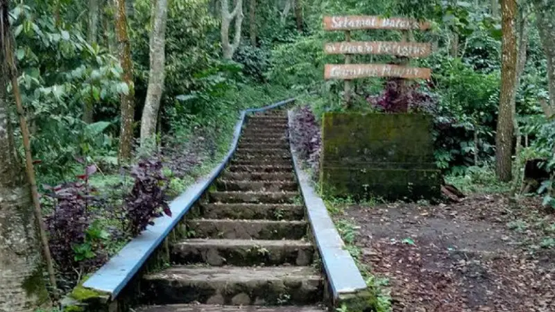 Mitos di Gunung Mujur Kabupaten Malang, dari Makam Keramat sampai Petilasan Ken Arok