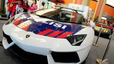 Polres Metro Jakarta Utara gelar pameran di Mal Kelapa Gading, Jakarta, Selasa (24/6/2014) (Liputan6.com/Faizal Fanani)