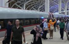 Kemenhub Prediksi 1,42 Juta Orang Bakal Mudik Lebaran Naik Kereta Cepat Whoosh