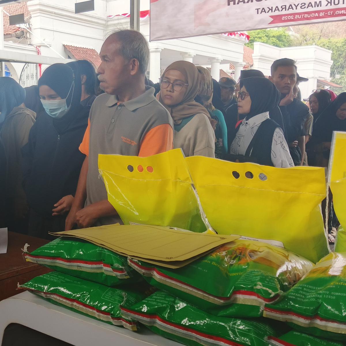 Langkah Kaki untuk Bertahan Hidup, Perjuangan Wanita Paruh Baya Ini ke Mapolrestabes Bandung