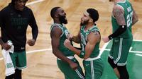 Jayson Tatum Bawa Celtics Bekuk Bucks di laga NBA 2020-2021 (AP)