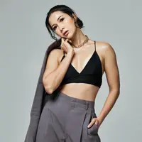 Andrea Dian dikenal sebagai salah satu presenter dan artis dengan postur tubuh atletis [@andreadianbimo]