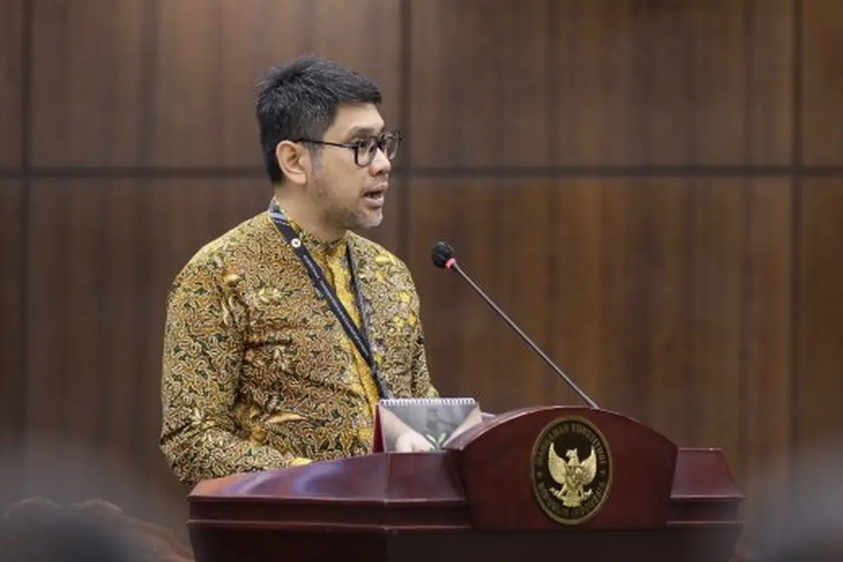Wakil Rektor Bidang Perencanaan, Keuangan, dan Sumber Daya Universitas Indonesia (UI) Ahmad Gamal dalam persidangan di Mahkamah Konstitusi (MK).