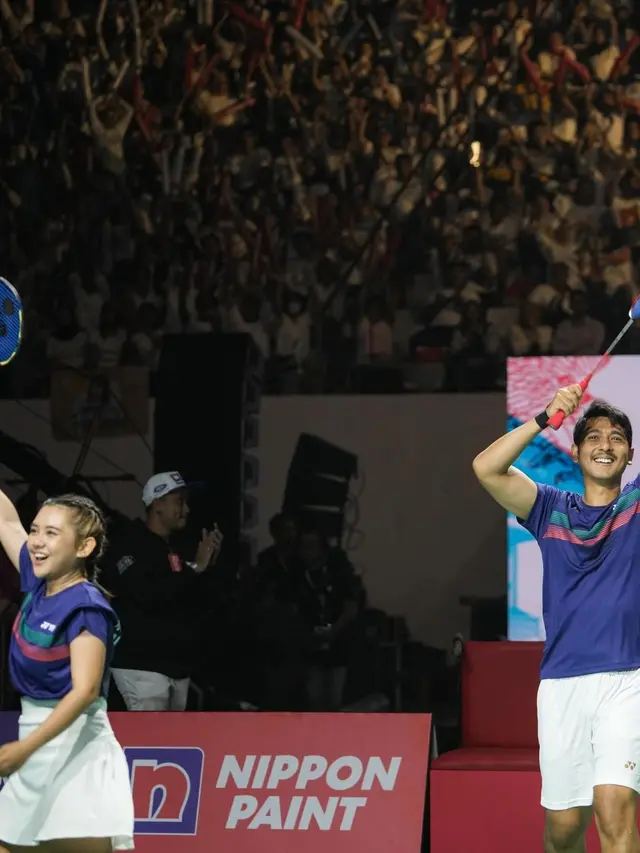 6 Potret Bahagia Arya Saloka dan Ziva Magnolya Raih Juara di Tepok Bulu 2023