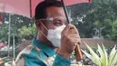 Plt Gubernur Sulsel, Andi Sudirman Sulaiman usai diperiksa di gedung Merah Putih KPK, Jakarta, Rabu (2/6/2021). Andi S Sulaiman diperiksa sebagai saksi dugaan suap perizinan dan pembangunan infrastruktur di Pemprov Sulsel 2020-2021 dengan tersangka Nurdin Abdullah. (Liputan6.com/Helmi Fithriansyah)