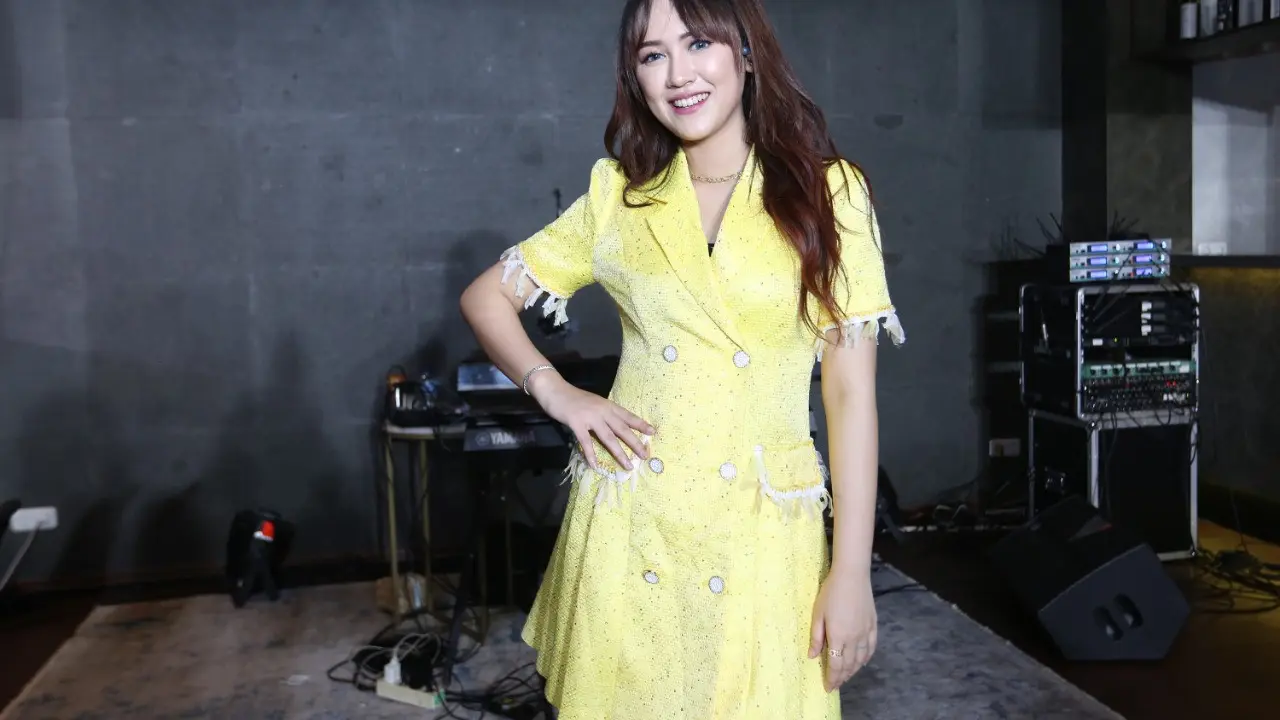 Happy Asmara saat tampil di acara Bigo Live