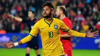 Pasca kemenangan besar Brasil di Istanbul, markas Turki, Neymar mengaku dirinya sedang berada dalam puncak karirnya.