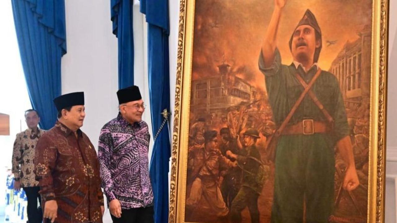 Perkuat Hubungan Indonesia Malaysia, Prabowo Sambut Hangat PM Anwar Ibrahim di Jakarta