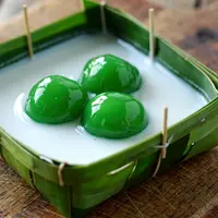 KUe Bugis Mandi Ketan. (Foto: Meta AI)