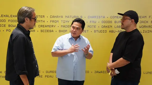 Menteri BUMN Erick Thohir bangga memakai produk fashion lokal buatan anak bangsa. (Dok BUMN)