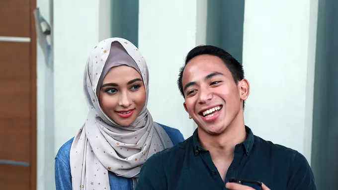 Poppy Bunga dan Muhammad Fattah Riphat