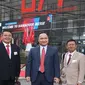 Direktur Utama PT SIER, Didik Prasetiyono (kiri) dalam pameran industri Hannover Messe 2023 di Jerman, Rabu (19/4/2023).