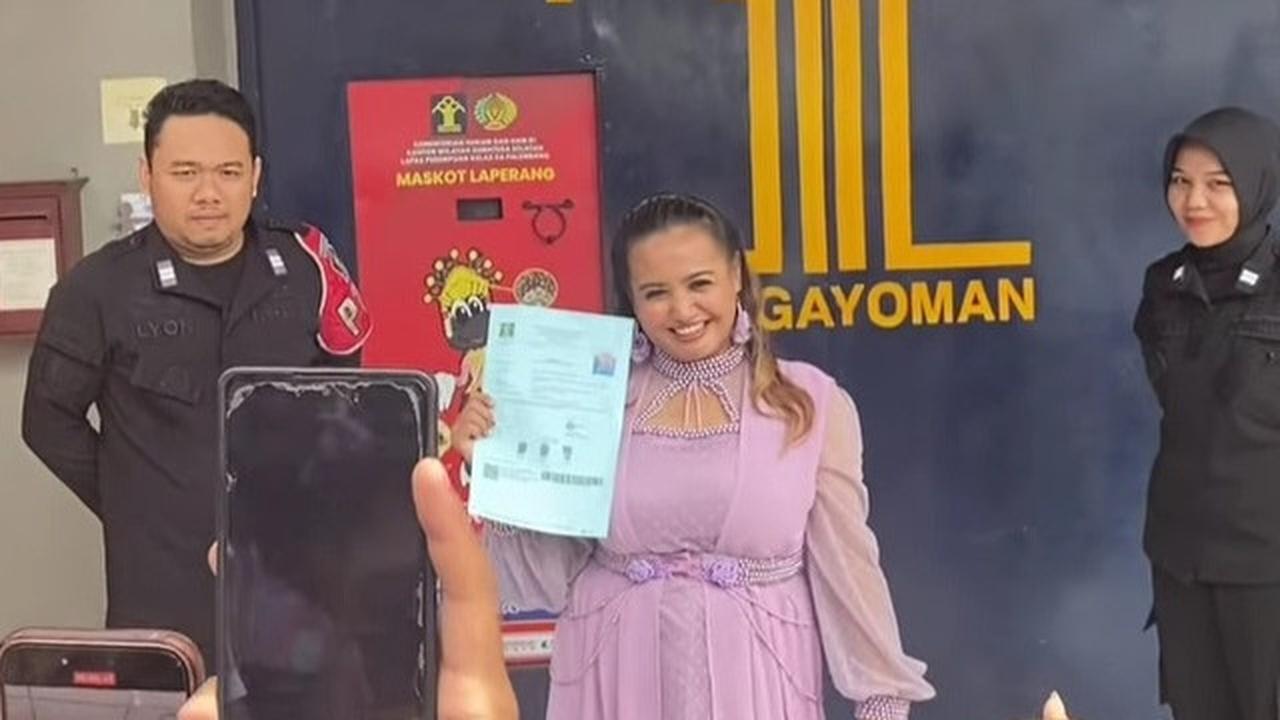 Lina Mukherjee Bikin Heboh lagi di Medsos, Ngaku Diperas Petugas PN Palembang Rp500 Juta buat Vonis Ringan