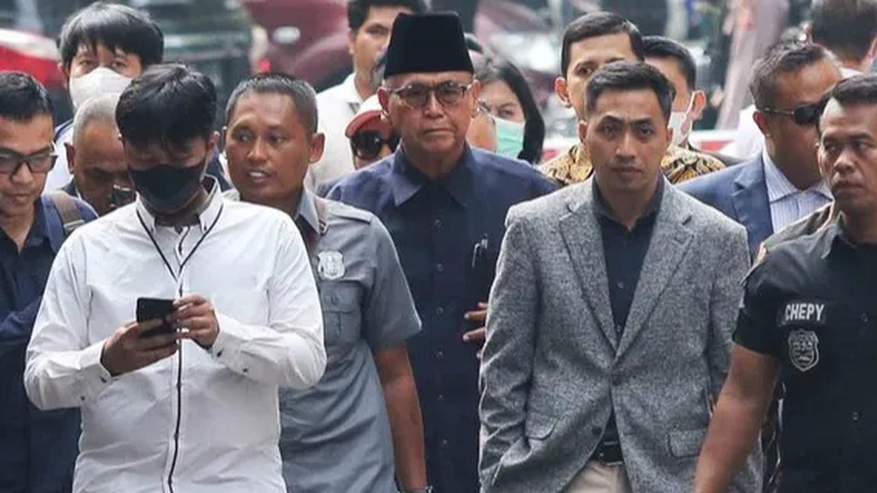 Kini, Panji Gumilang dilakukan penahanan di Rumah Tahanan (Rutan) Bareskrim Polri, Jakarta Selatan, selama 20 hari ke depan.
