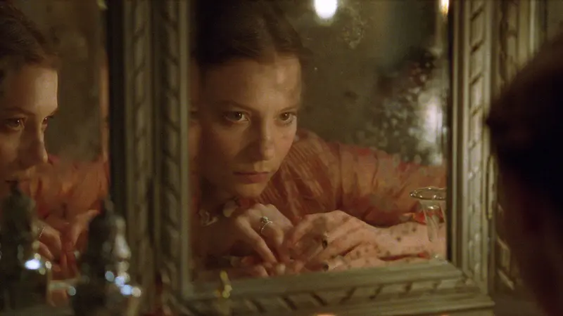 Mengintip Mia Wasikowska Selingkuh di Trailer Madame Bovary