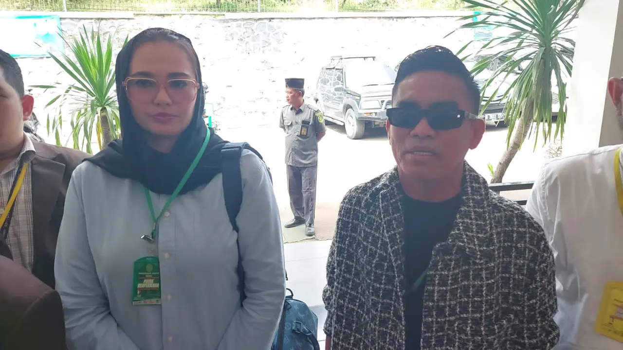 Catherine Wilson dan Idham Mase. (M Altaf Jauhar/ Liputan6.com)